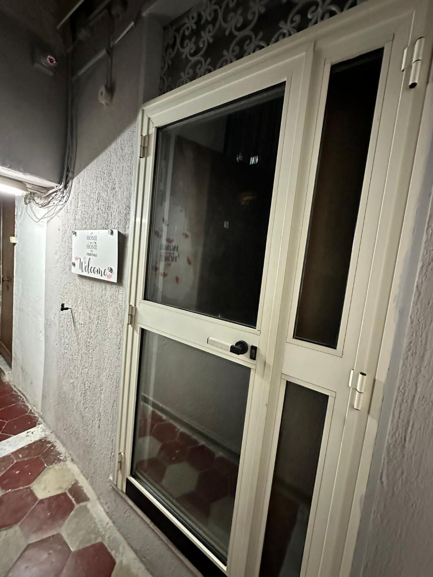 Sweet Home Ai Tribunali -1 Piano Naples Exterior photo